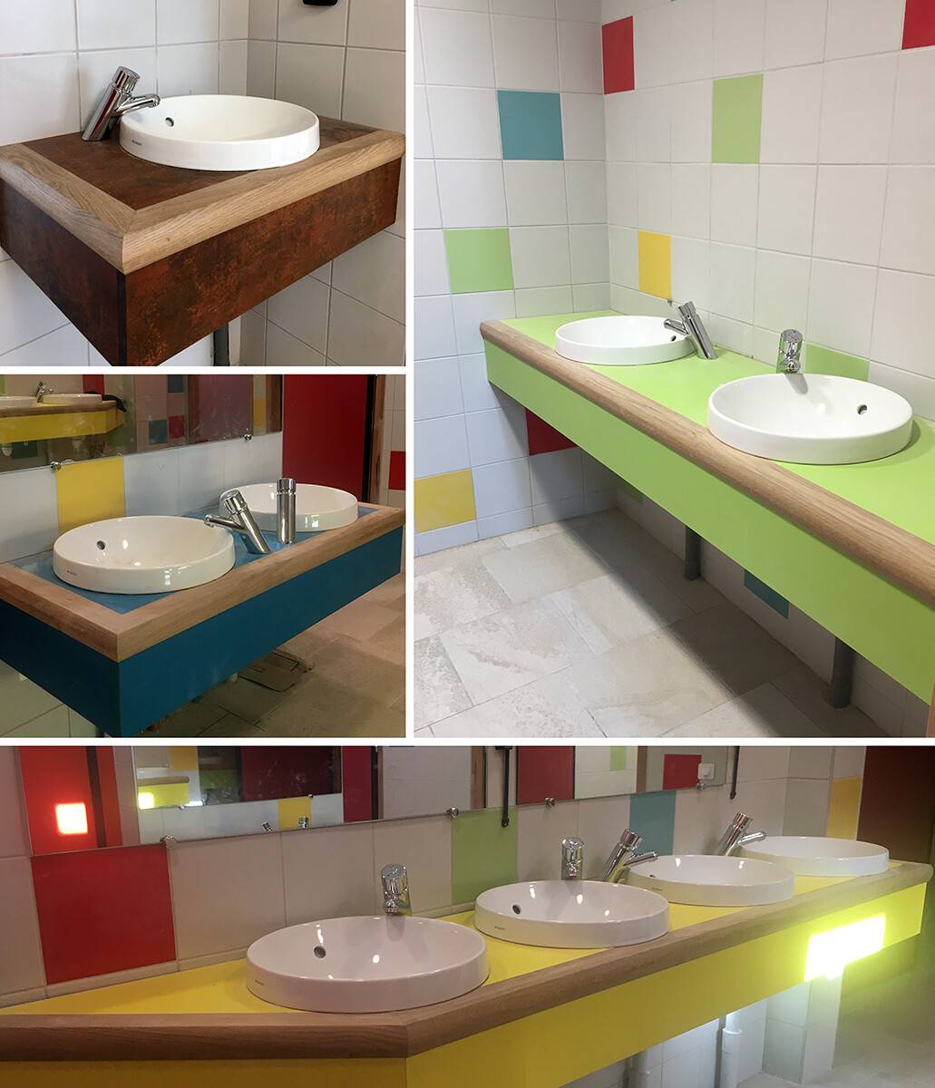 Plans vasques colorés en bois pour sanitaires scolaires